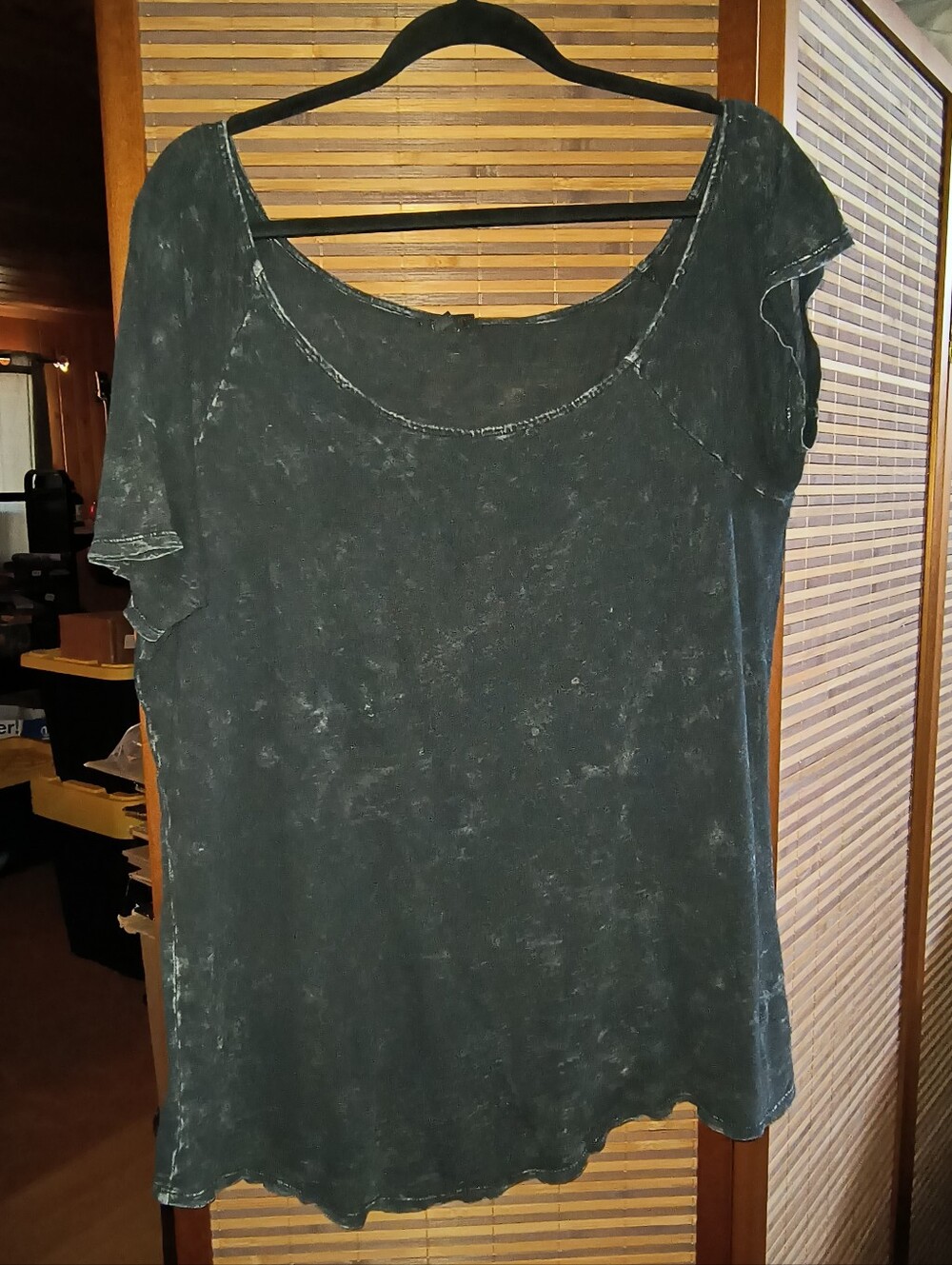 torrid Black Mineral Wash Short Sleeve Scoop Neck Tee 00